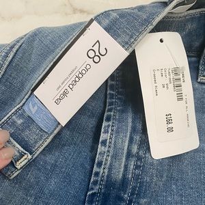 Nwt 7 for all mankind Alexa cropped Sz 28. Purchased from Evereve